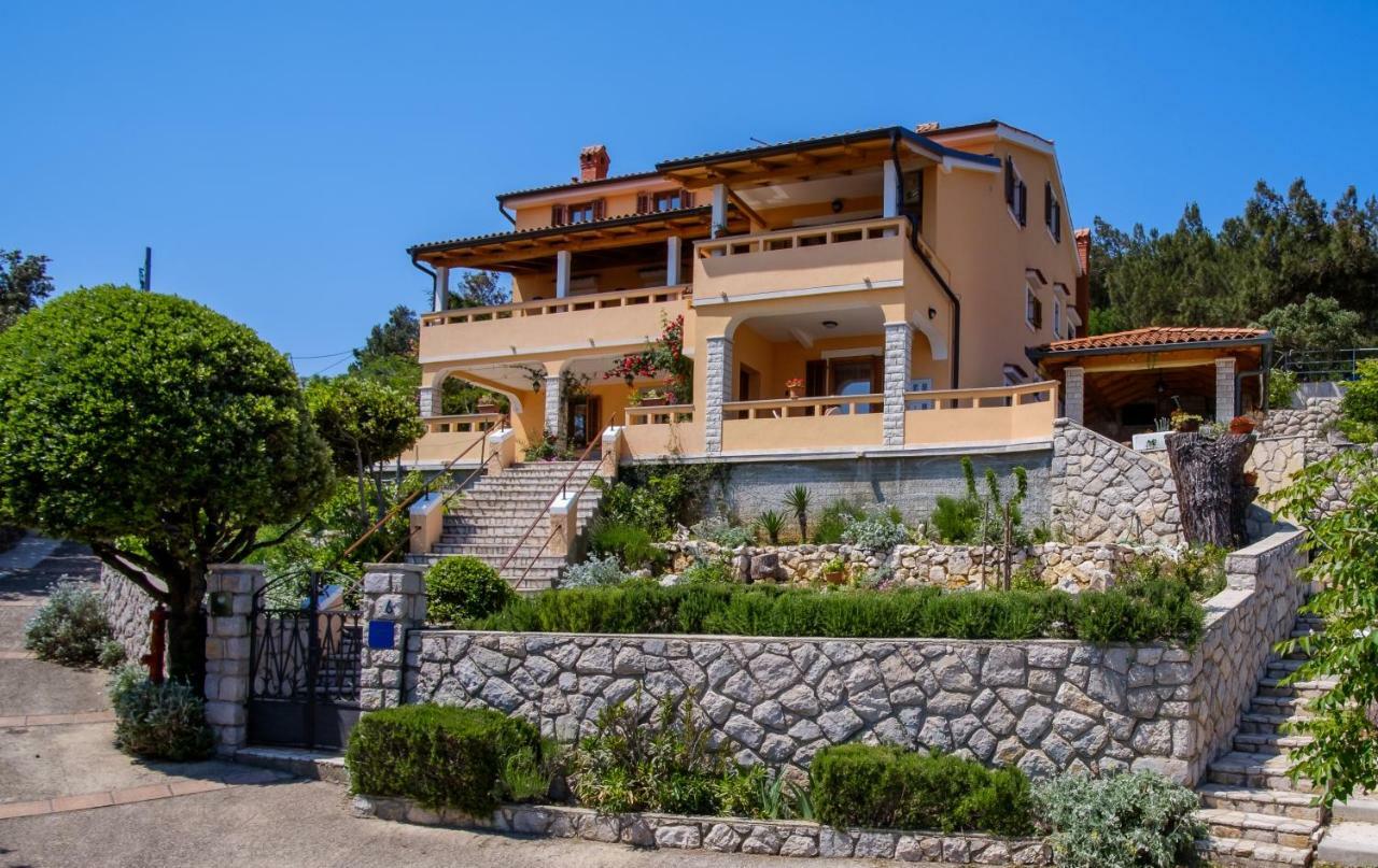 Apartmani Zorica Martinšćica Extérieur photo