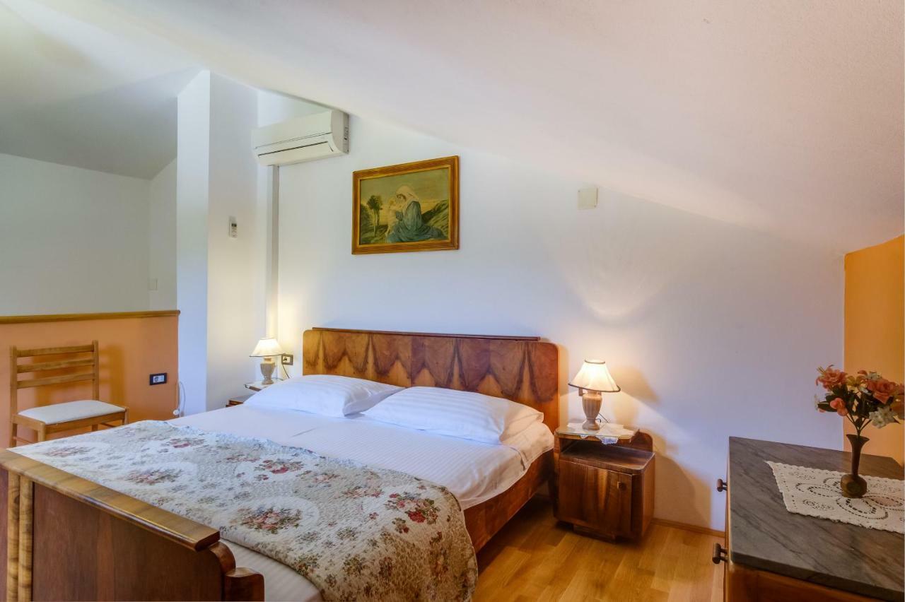 Apartmani Zorica Martinšćica Extérieur photo